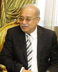 الدكتور أحمد أبو اليزيد رئيس شركة الدلتا للسكر ينعى  المهندس شريف إسماعيل رئيس وزراء مصر الأسبق