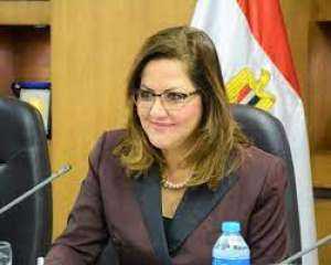 وزيرة التخطيط والتنمية الاقتصادية تدلي بصوتها في الانتخابات الرئاسية