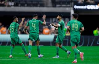 صدام مكسيكي سعودي في دور الثمانية للكأس الذهبية